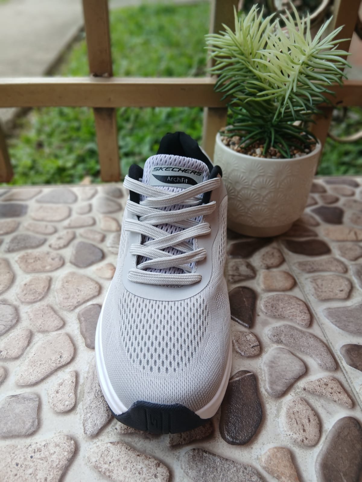 Skechers Max Cushion Arch Fit - Imagen 4