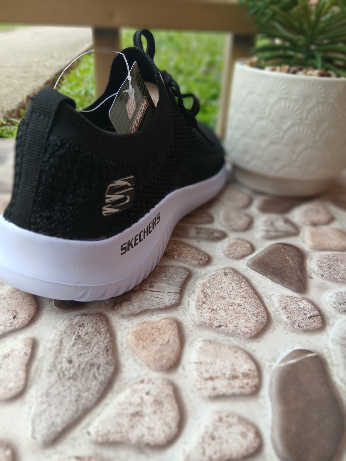 Skechers Ultra Flex Negras - Imagen 5